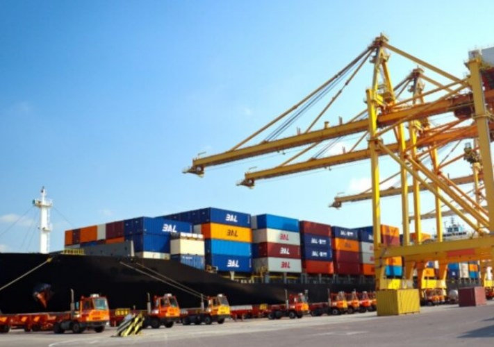 شركة LC Logistics تطلب سفينتي حاويات بقيمة 236 مليون دولار