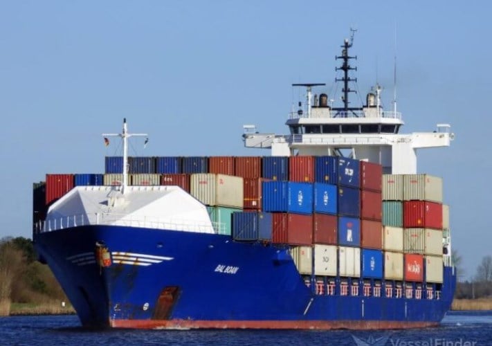 انبعاثات سفن الحاويات في النصف الثاني من العام الجاري.. فجوة 31.3% بين كبرى الخطوط الملاحية